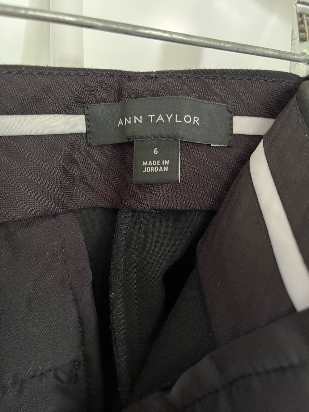 ANN TAYLOR - Size 6 black dress pants - straight leg